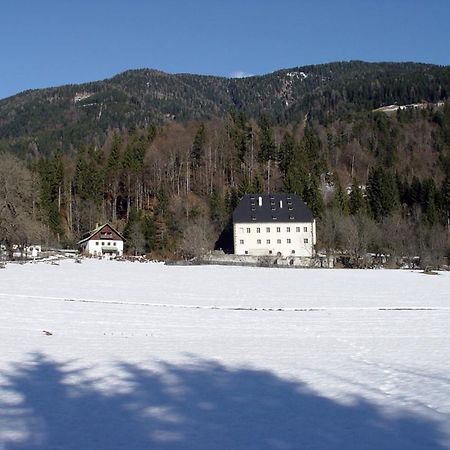 Schloss Manndorf Gaestehaus Kotschach-Mauthen Exterior photo